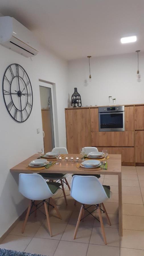 Apartmán Oaza Klara Karlovac Exteriér fotografie